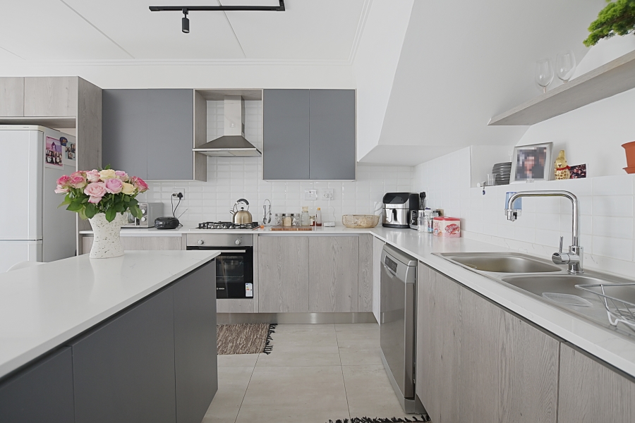 4 Bedroom Property for Sale in Sandown Western Cape